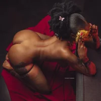 รูปโปรไฟล์ของ Freaky_fairy