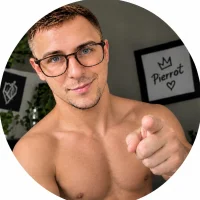Lesudiste3402's Avatar Pic
