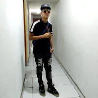 zeus_22_cm's Profile Pic