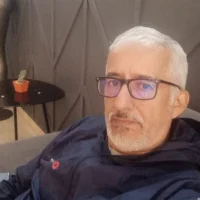 ceniizo1024 頭像圖片