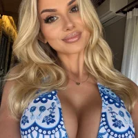 CorneliaSweet 頭像圖片