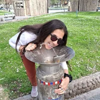 lauramilf_48's Profile Pic