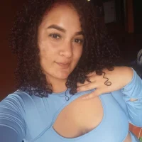 saray2001's Profile Pic