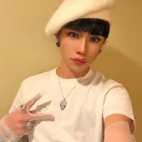 barbiedollboy's Avatar Pic