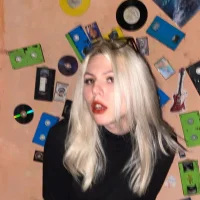 Marci_Mory's Profile Pic