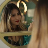 natalie_vontease's Avatar Photo