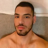 Zdjęcie profilowe modela piness0