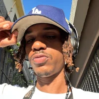 klkmmg1234's Avatar Pic