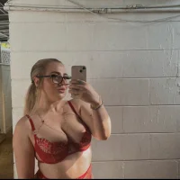 รูปโปรไฟล์ของ charleewoodxxxx