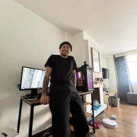 ShadowJuli's Profile Pic