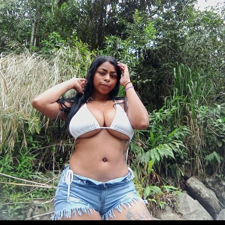 alanajonees22 profile photo