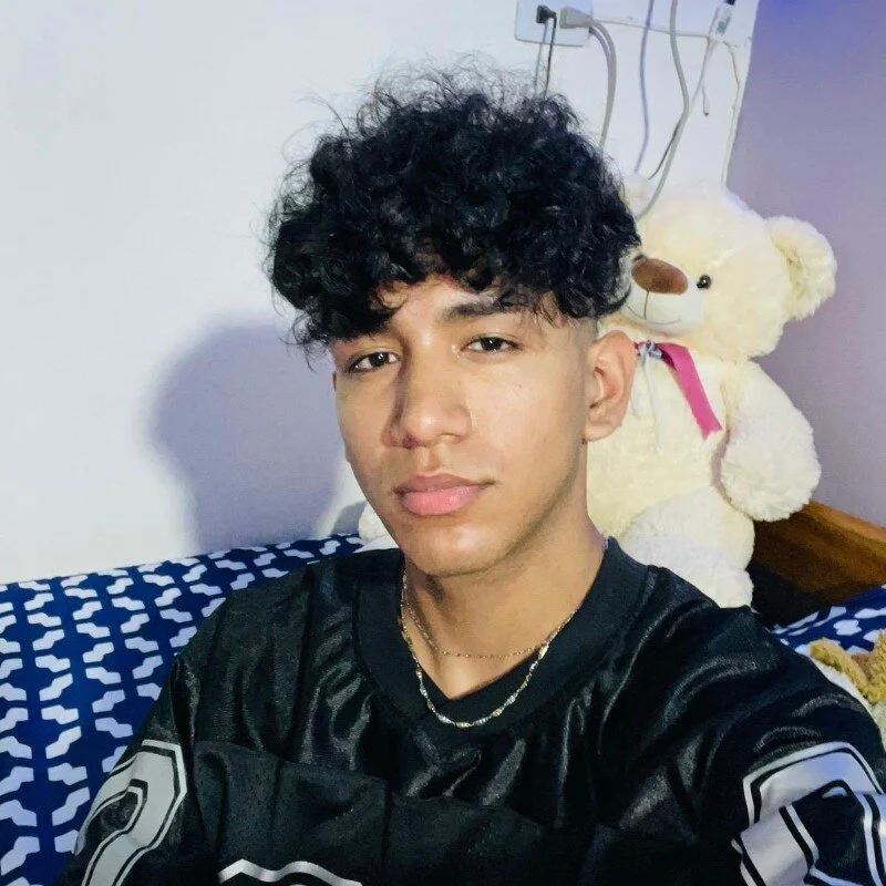 FRIENDS_LATINOS Stripchat profile image