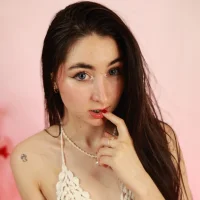 Ayla_min
