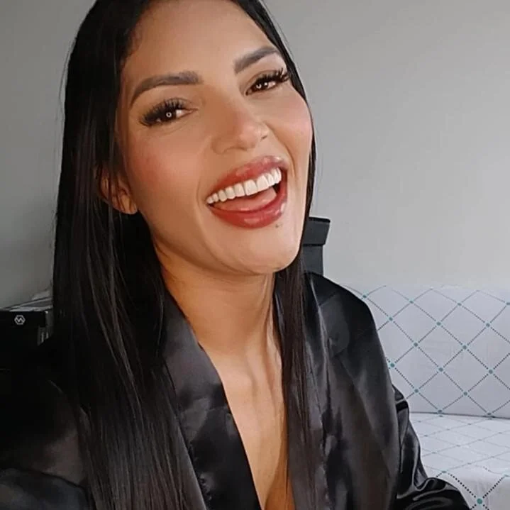 CharlottePerez_ profile photo