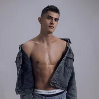 junior_friendss 头像图片