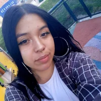 mily303av's Profile Pic