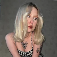 LiaCrown's Profile Pic