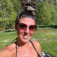 Gambar Profil volcomchic4