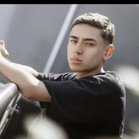 apolo_ross's Profile Pic