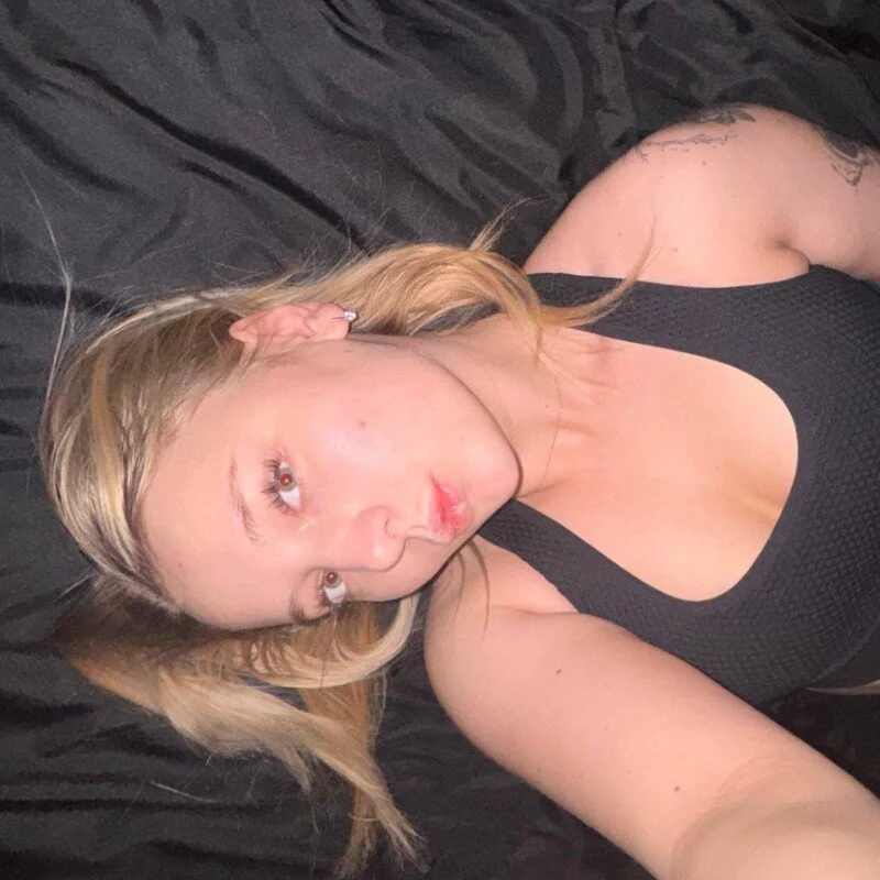SW_K1RA1 Stripchat profile image