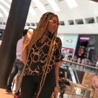 EmmaLoris 的个人资料图片