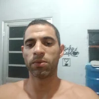 jholtata Φωτ, Προφίλ