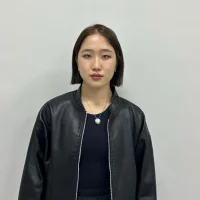 LynBluett's Profile Pic
