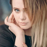 Anna_dea's Profile Pic