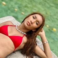 transbanana Φωτ, Προφίλ