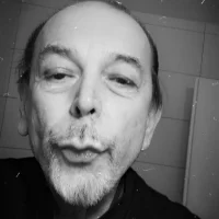 Winnyzerf@xh's Profile Pic