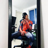 Slika avatara modela SlimLatino_