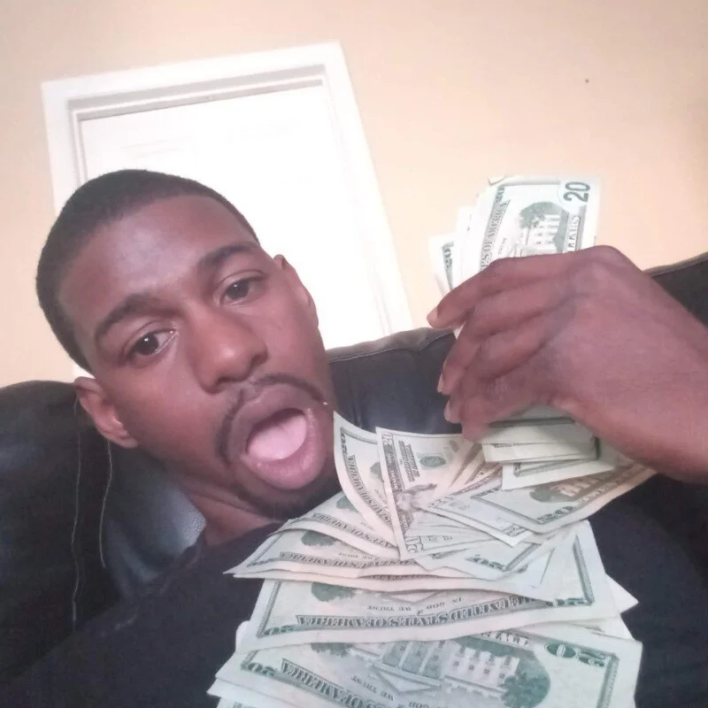 DUMDIDDYDUM99 profile photo
