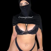 cossmopolitan1 Adlı Modelin Avatarı