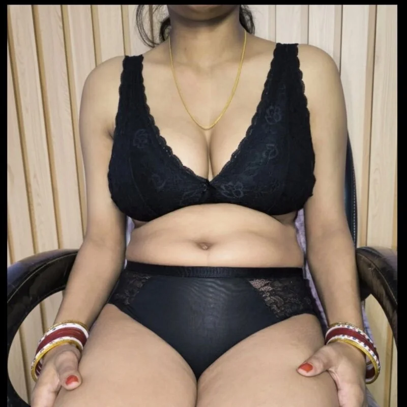 Hot-sheema profile photo