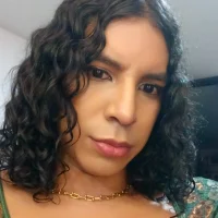 CampbelGinger Φωτ, Προφίλ