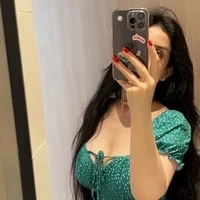 Hot-Lolo's Profile Pic