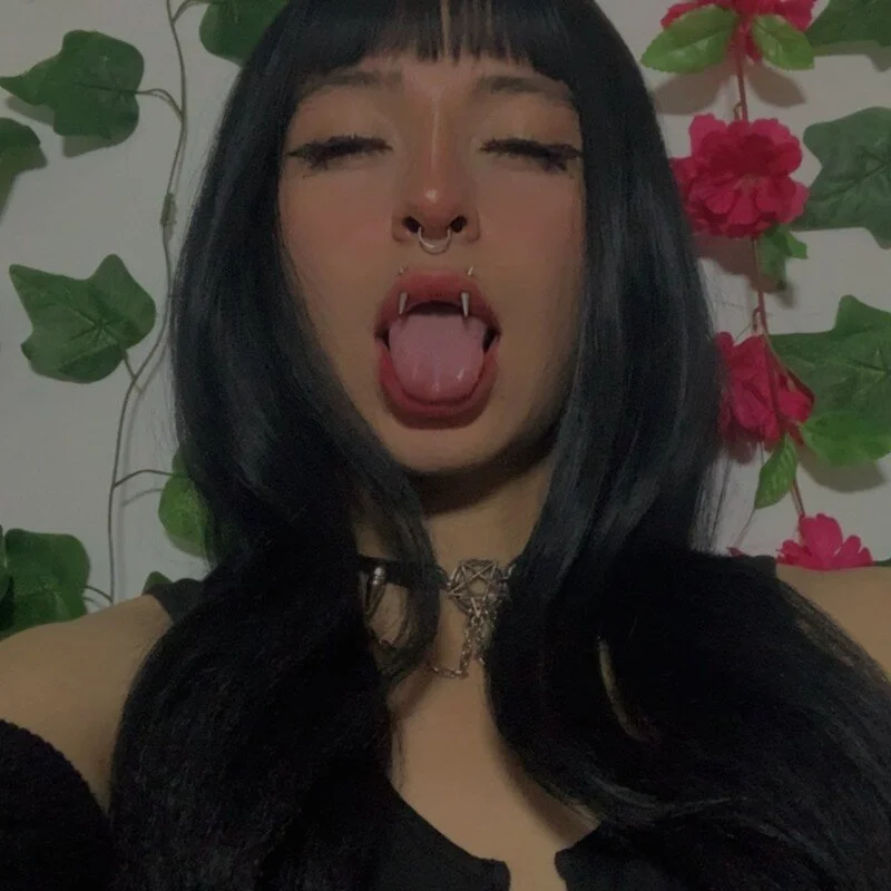 lilith_bloood profile photo