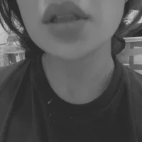 Netzexy05 Φωτ, Προφίλ