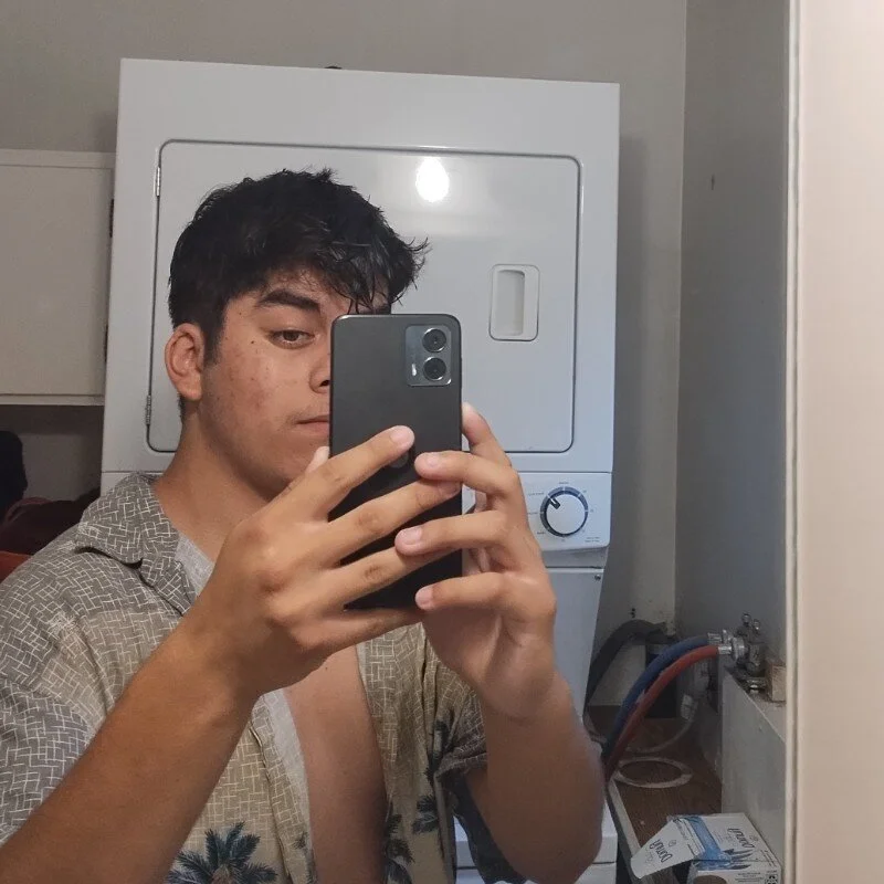 Maxhasaveinycock1420 profile photo