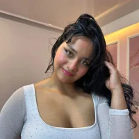 Zaara_V's Profile Pic
