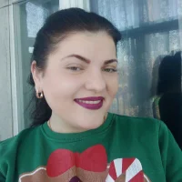 Gloria-Here's Profile Pic