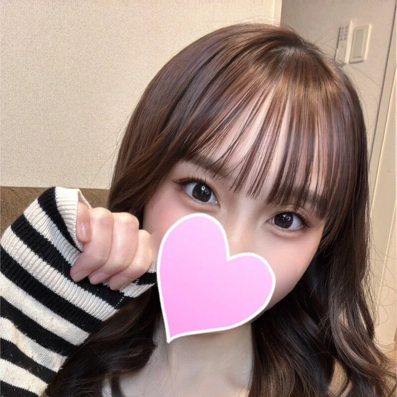 -Ema_ profile photo