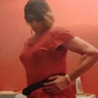 Slutviki69 Adlı Modelin Avatarı