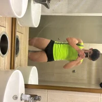 redshaaa's Profile Pic