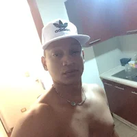 paz1812's Profile Pic