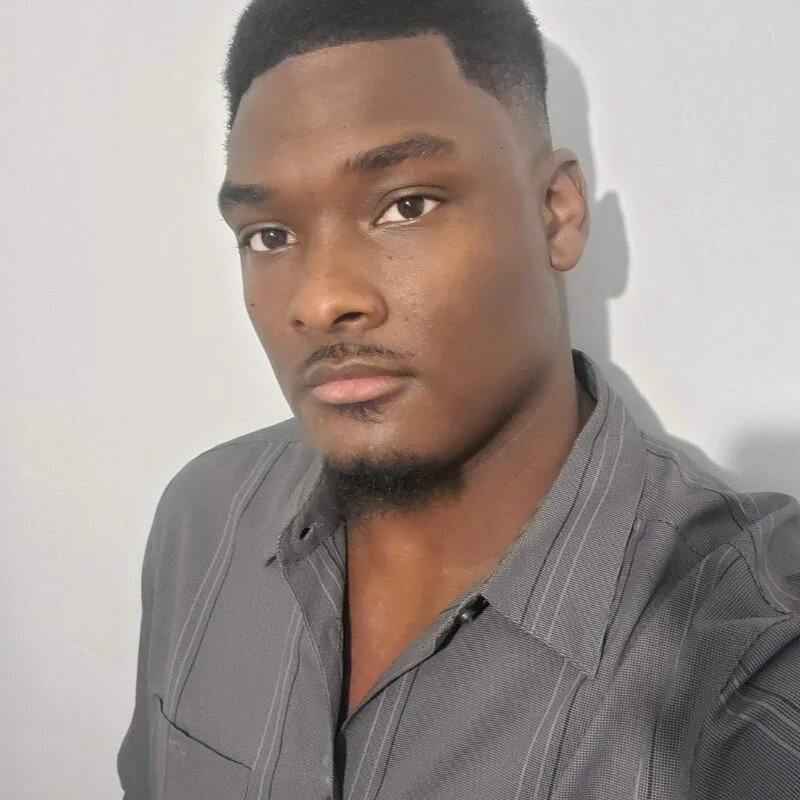 black_robin Stripchat profile image