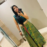 AngelinaNdnini's Profile Pic