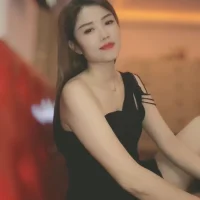 Lacyi's Profile Pic