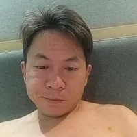 AxiaoF 的個人資料圖片