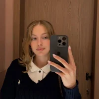 ElviaHoeffner webcam
